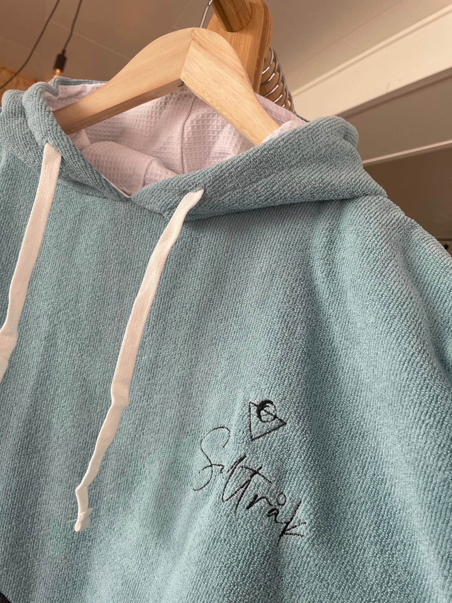 Håndkleponcho / badekåpe
