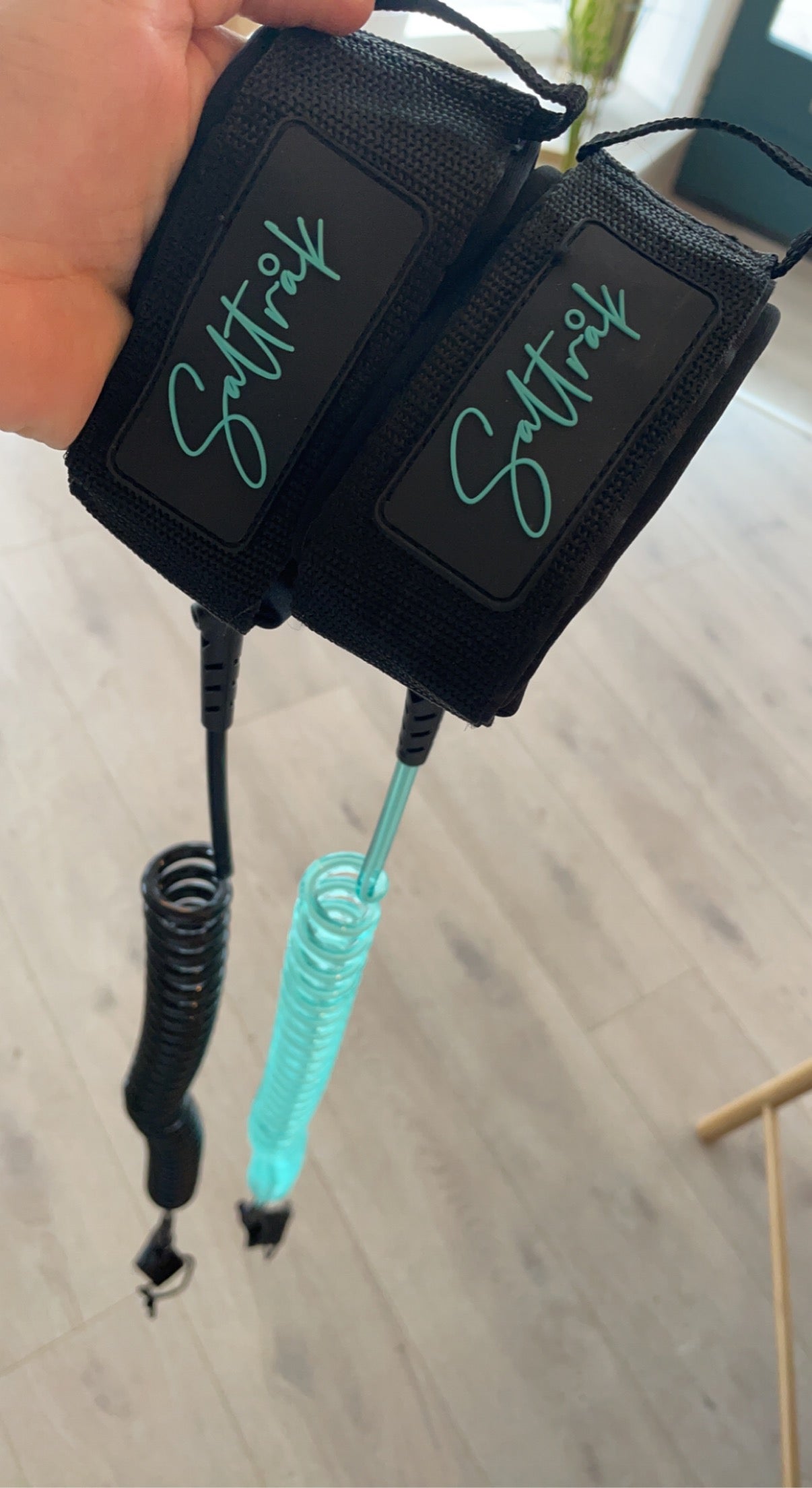Leash